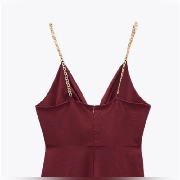 Red romper with gold chain straps - Picture 14 of 14